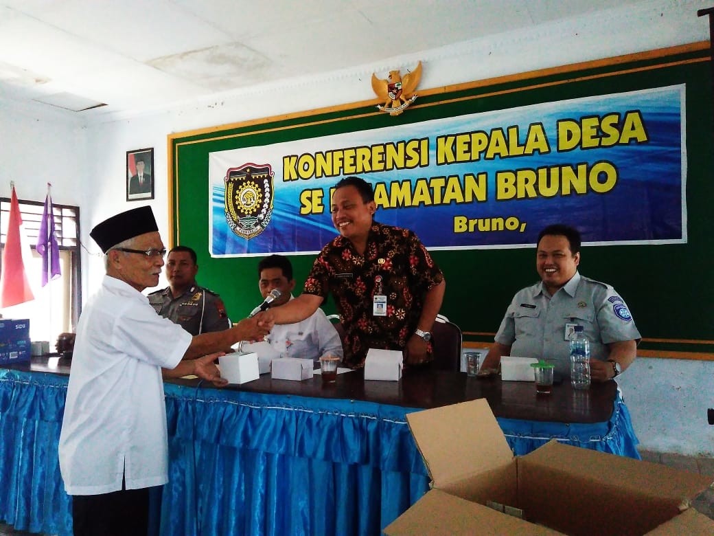 Sosialisasi Taat Pajak Kendaraan dan Konferensi Desa Se- Kecamatan Bruno