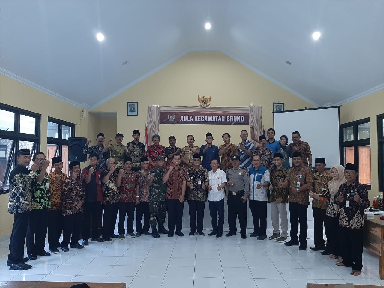 Sambutan Sekretaris Plt Camat Bruno