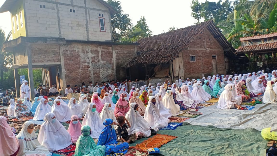 Suasana Sholat Ied di tengah tengah Pandemi