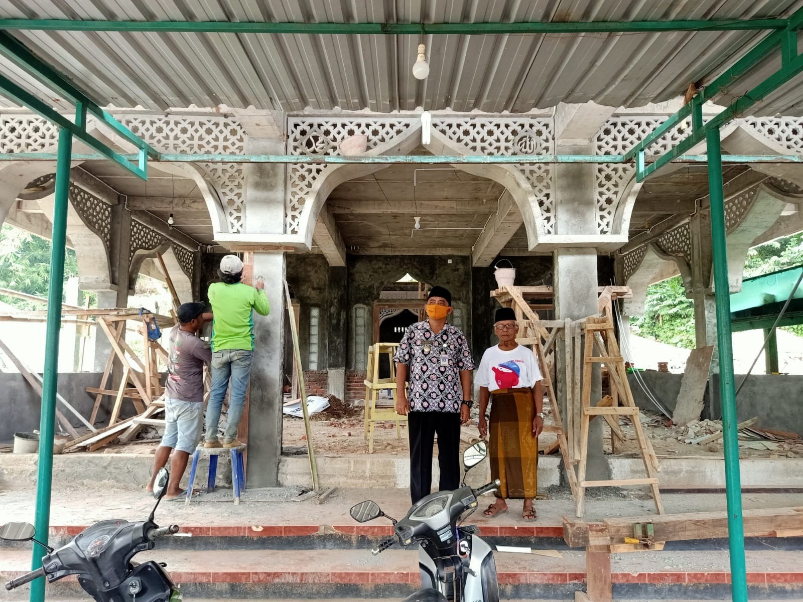 Monitoring Pembangunan Masjid Desa Gowong