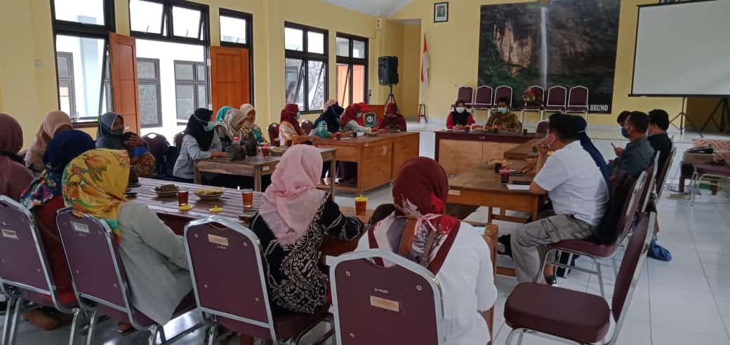 Rapat Koordinasi dan Pengarahan pada Pengurus E-Warung