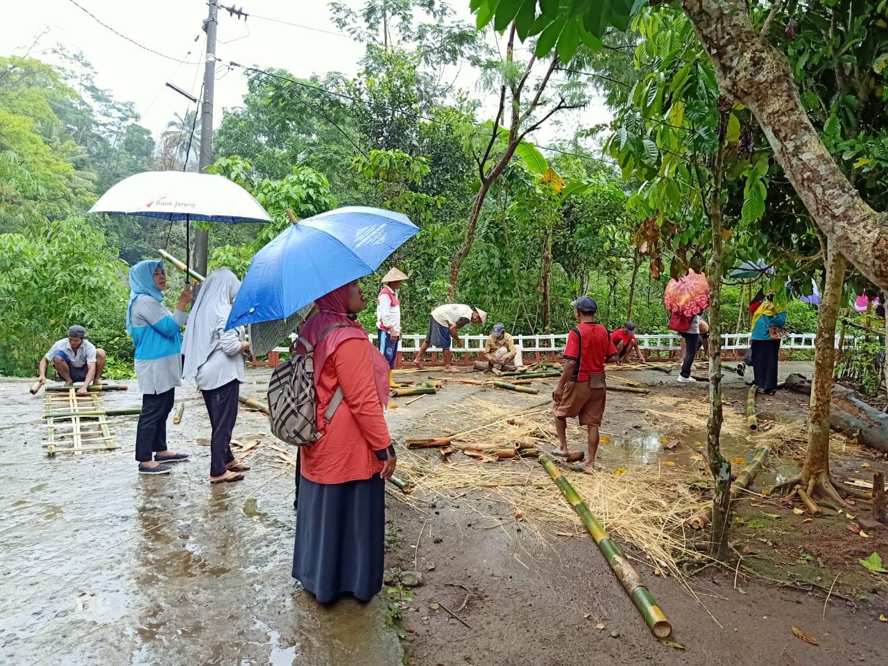 Monitoring Desa Cantik Kemranggen, Kecamatan Bruno 