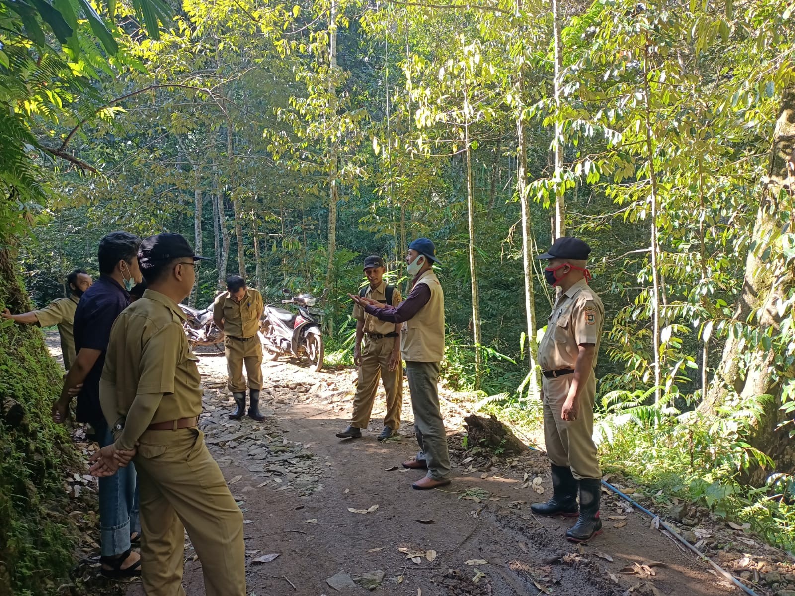 Monitoring Kegiatan Pisew Desa Somoleter