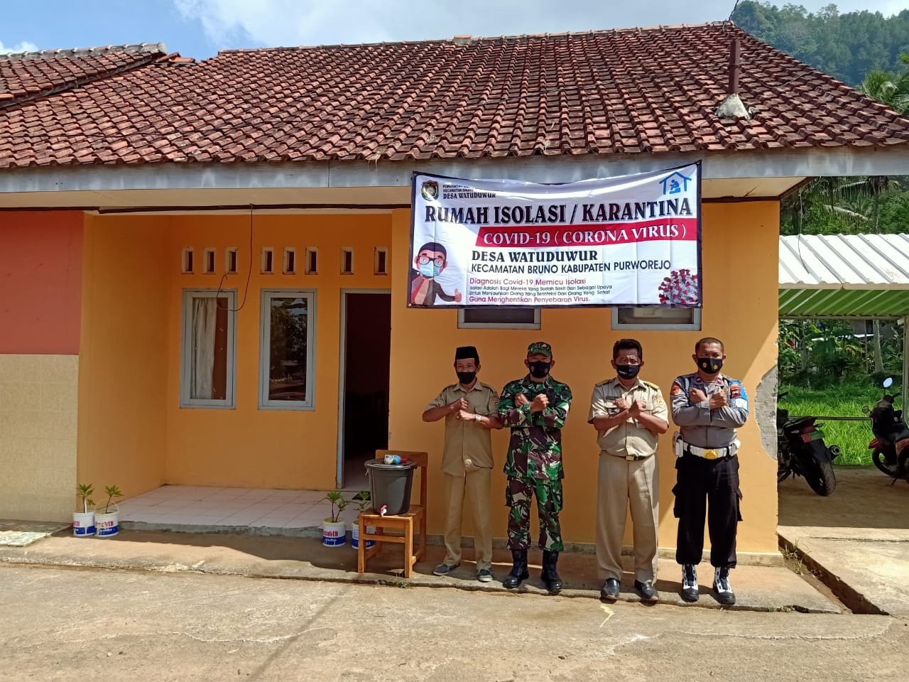 Monitoring Tempat Isolasi Mandiri Terpusat Desa Watuduwur