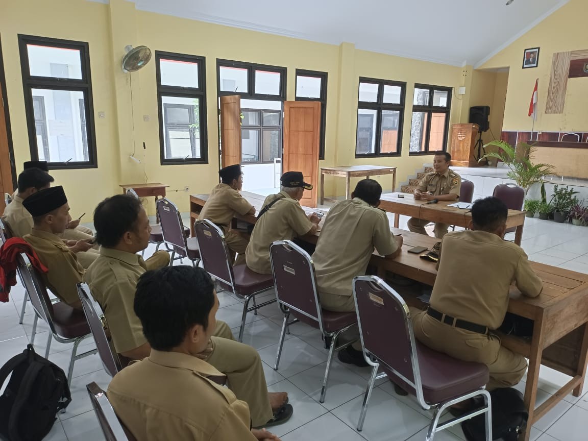 Rapat Koordinasi P3KE di Aula Kantor Kecamatan