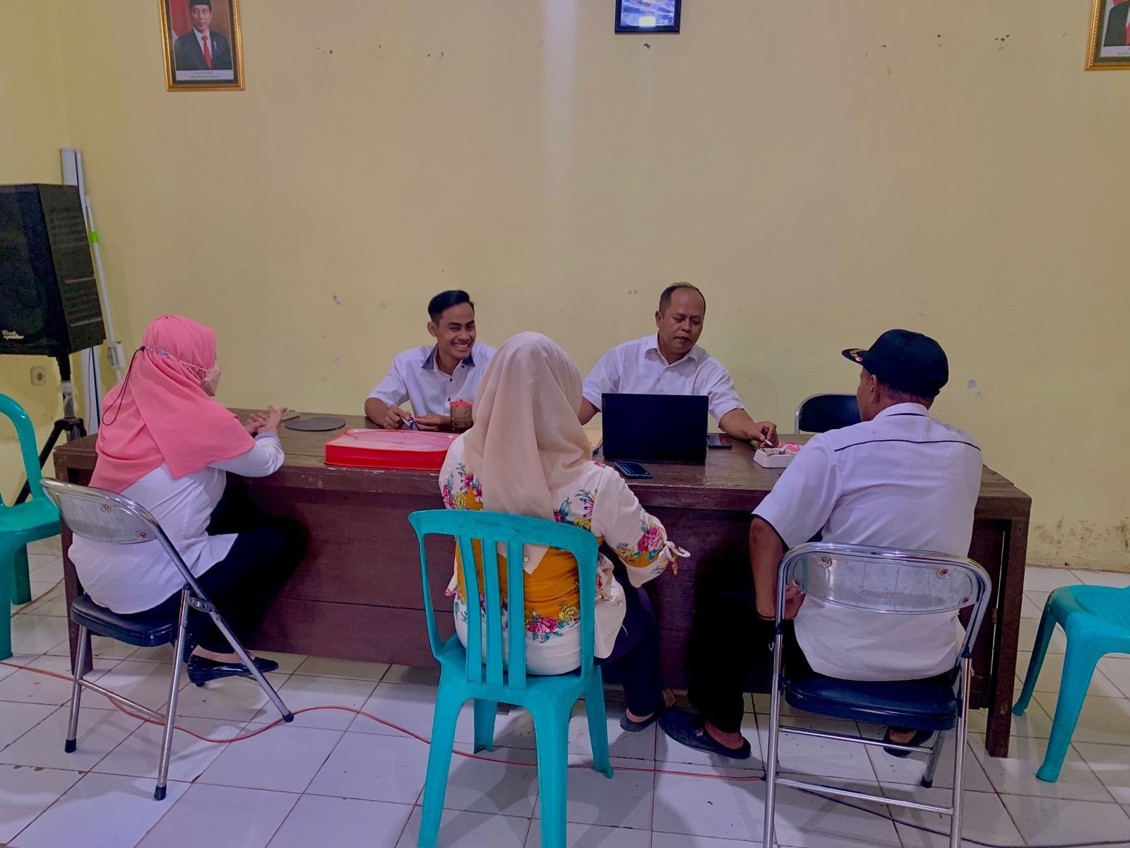 Monitoring Pedaftaran Pilkades Desa Brondong