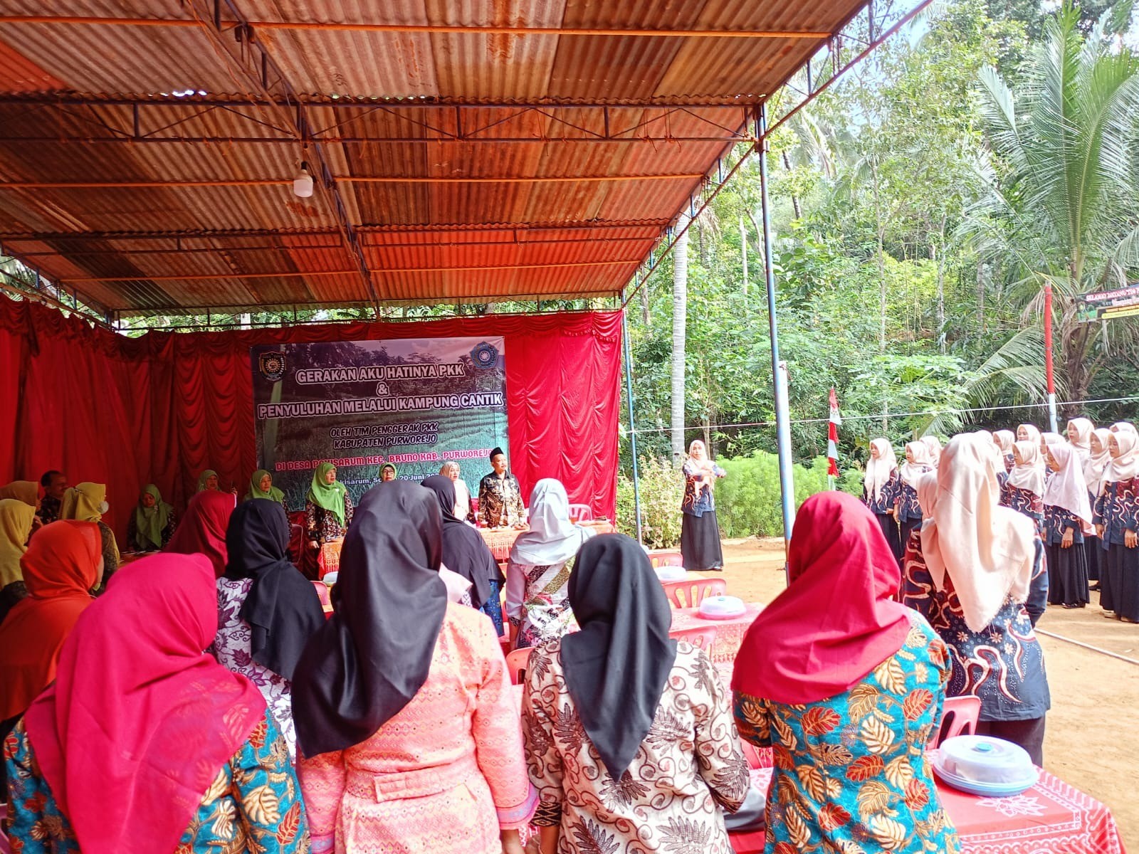 Gerakan Aku Hatinya PKK dan Penyuluhan melalui Kampung Cantik