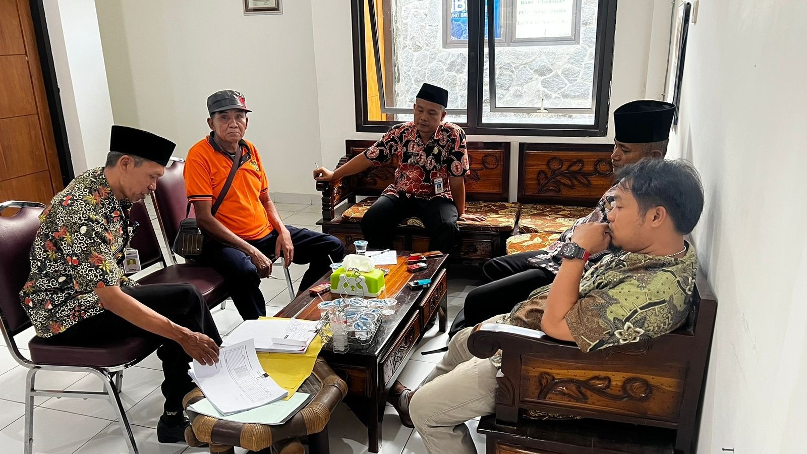 Rapat Koordinasi dengan Kepala Desa Plipiran dan Perangkat Desa Plipiran