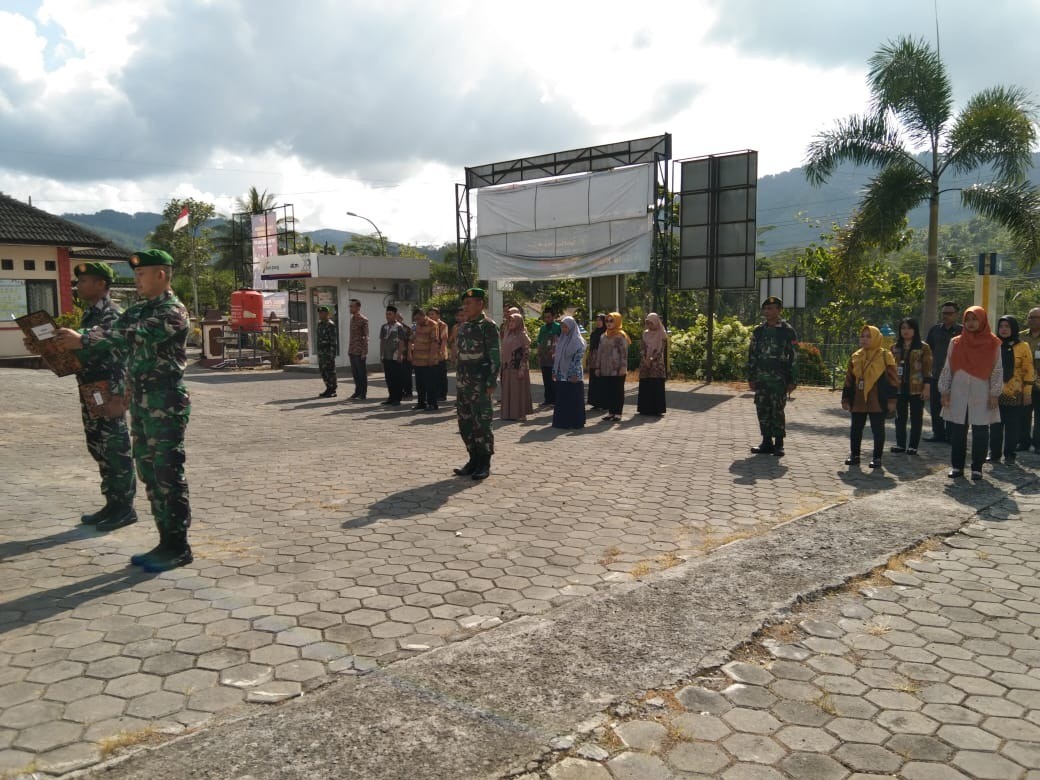 Upacara Memperingati Hari Jadi Bela Negara