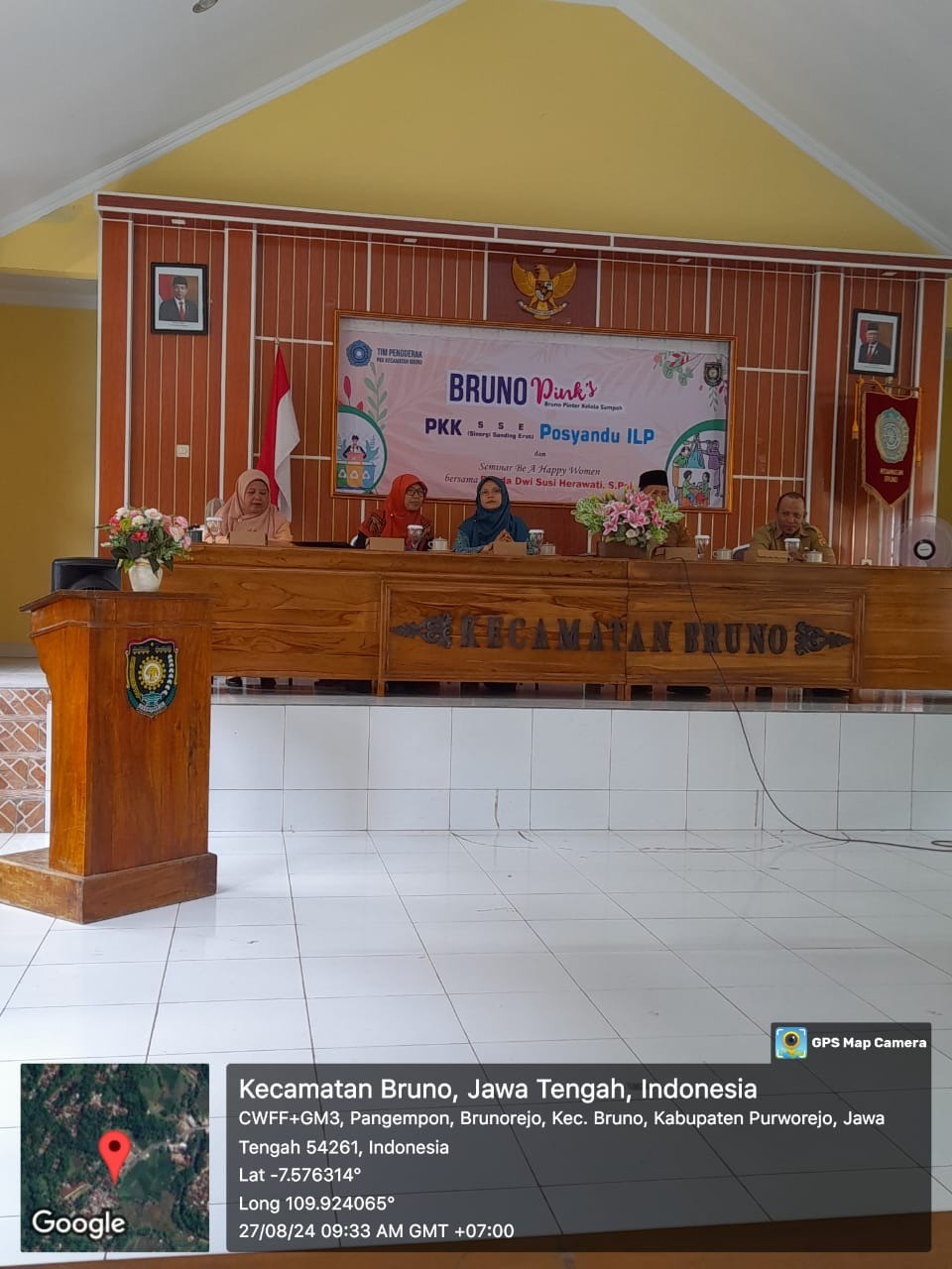 Seminar PKK beserta DWP Kecamatan Bruno