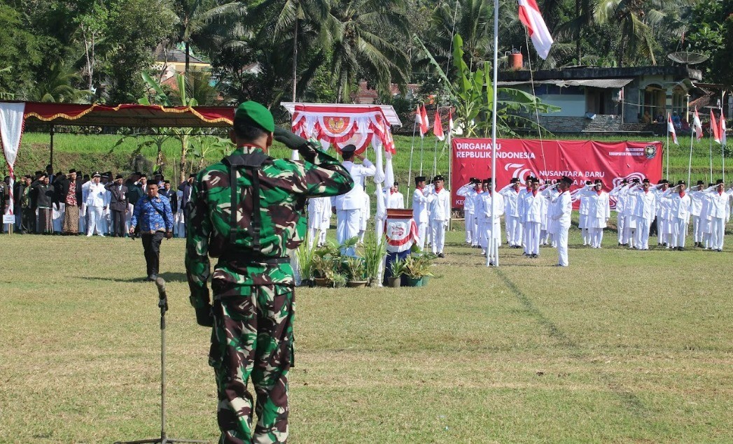 Upacara Memperingati HUT Kemerdekaan RI 