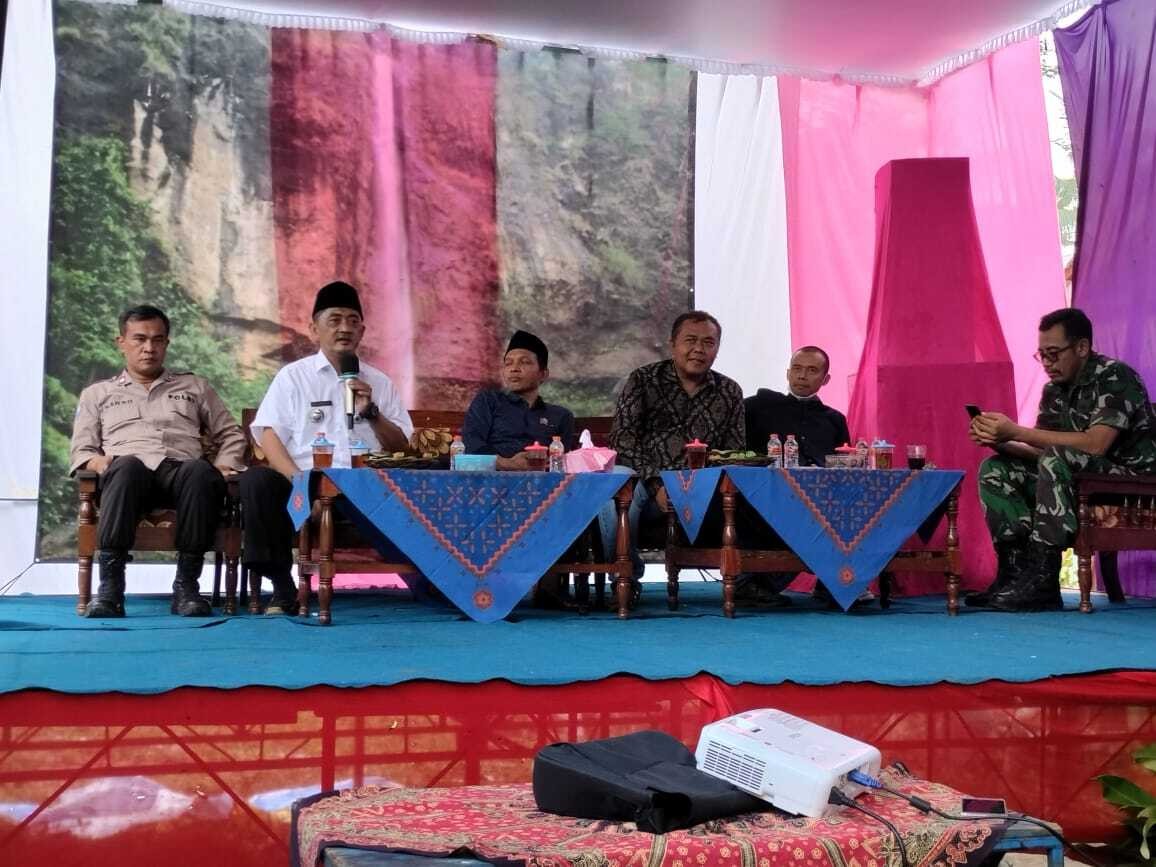 Konferensi Kepala Desa Bersama Dengan Anggota Dewan Komisi IV Kab. Purworejo